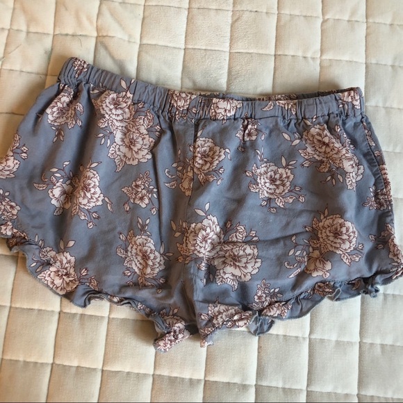 Forever 21 shorts - Picture 3 of 3